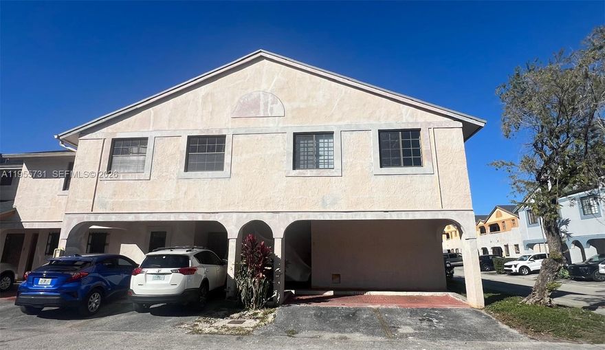 Great location! Beautiful corner-unit townhome featuring 3 bedrooms and 2.5 bathrooms across 2 floors, conveniently located near FIU, HCA Kendall, Dolphin Mall, and just minutes from major highways.
Key upgrades include a 2019 roof, central ac replaced in 2022, tankless water heater, and sliding impact glass door, reducing near term capital expenses. Corner unit offers added privacy and strong rental appeal.
The community is currently undergoing exterior painting and capital improvements, supporting future value appreciation. HOA $284/ month.