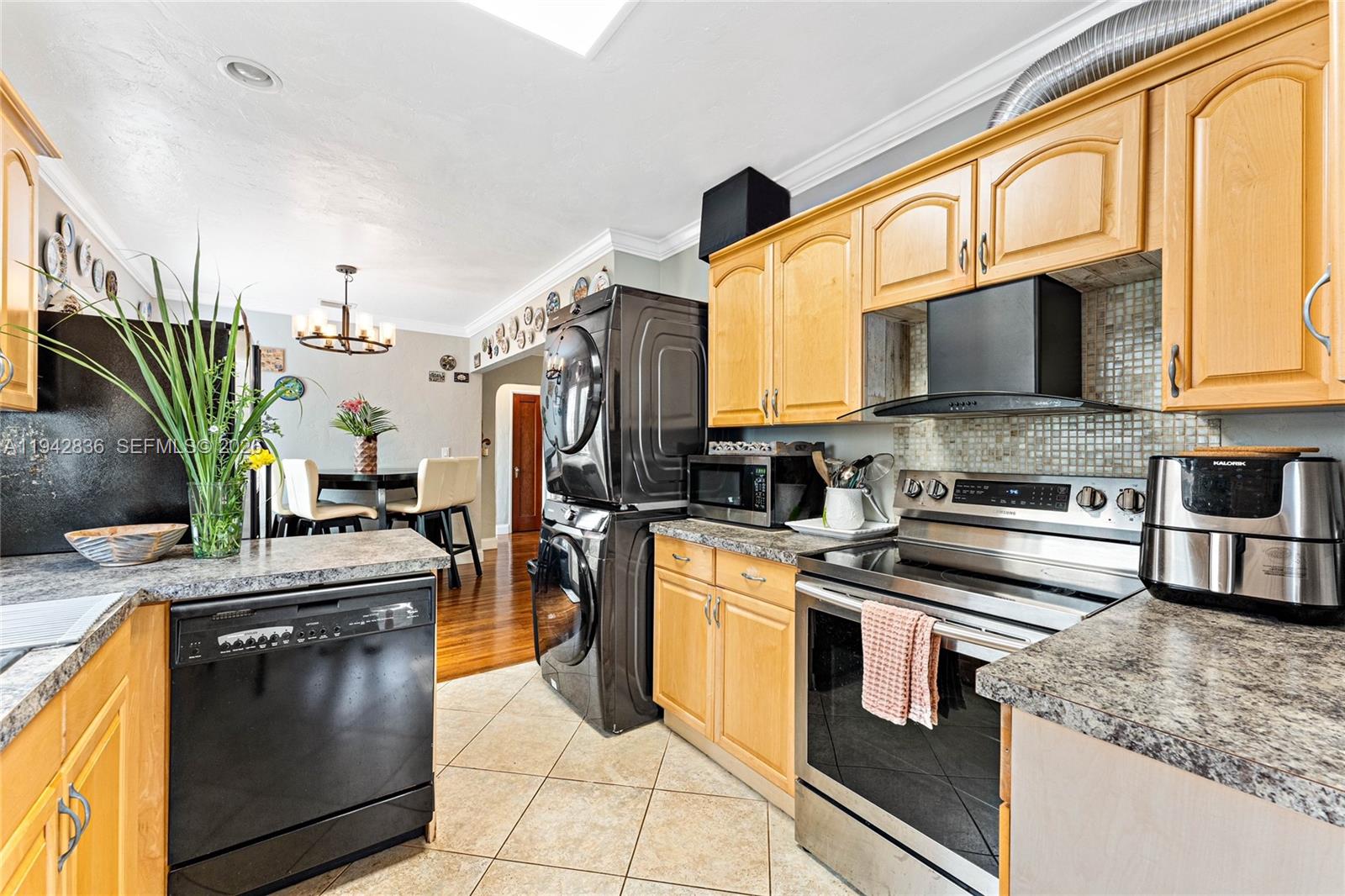 CLEVELAND TERRACE FIRST A - Residential