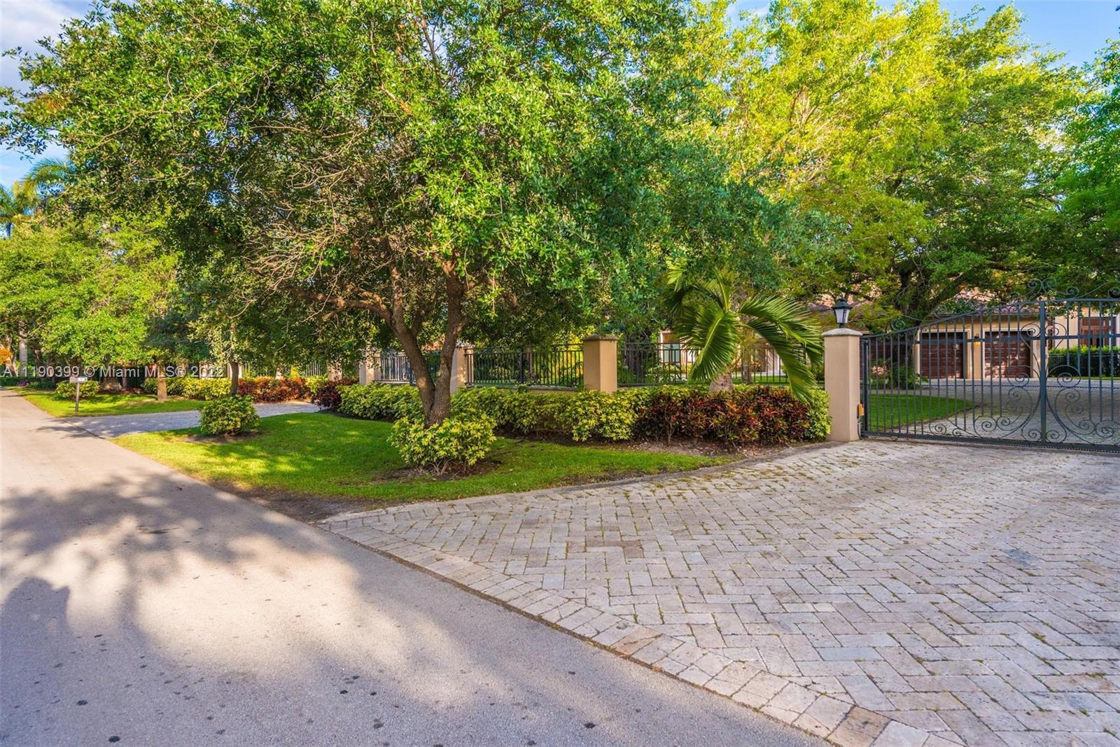 FLAGLER GROVES ESTATES SE - Residential