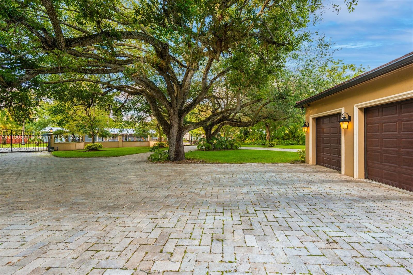 FLAGLER GROVES ESTATES SE - Residential