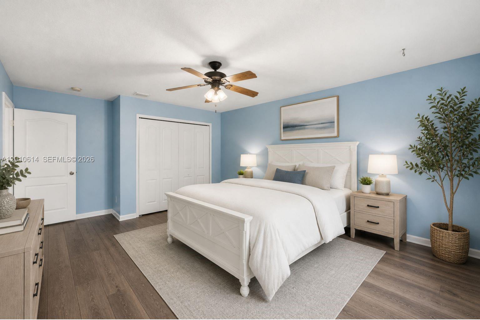 PALM POINTE - Residential