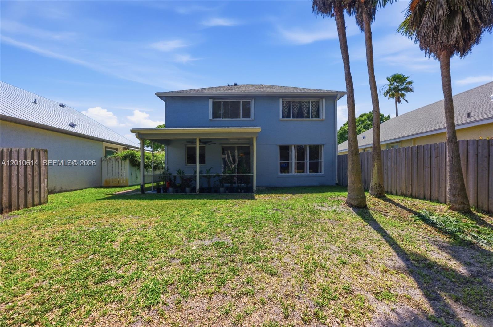 PALM POINTE - Residential
