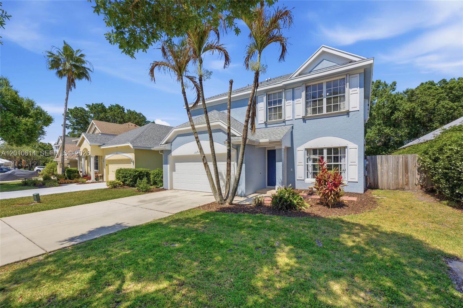 PALM POINTE - Residential