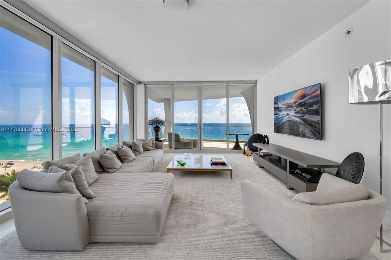 JADE SIGNATURE - Residential