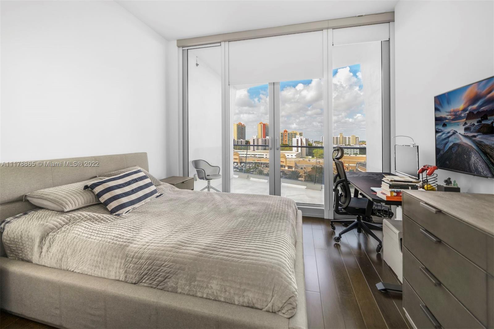 JADE SIGNATURE - Residential