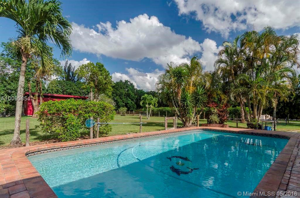 Everglades Land Co Sub 1- - Residential