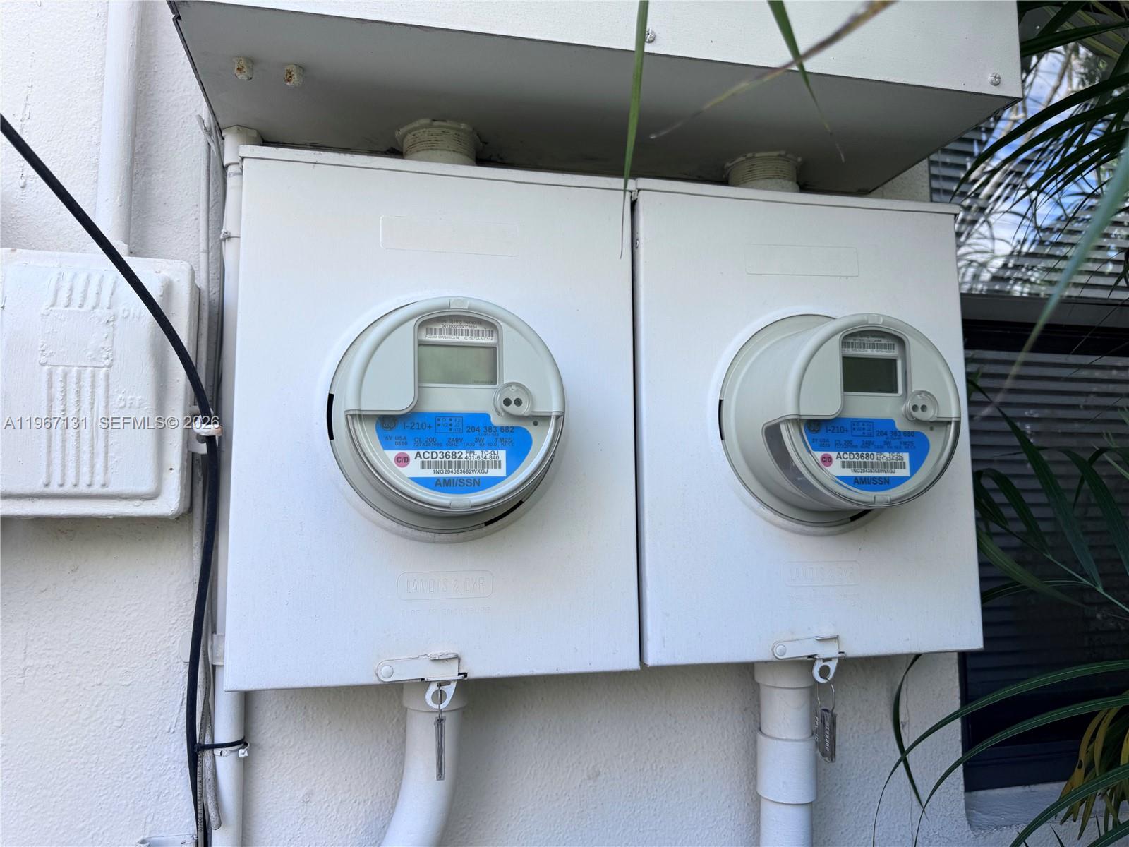 HOLLYWOOD CENTER AMEN PLA - Residential Income