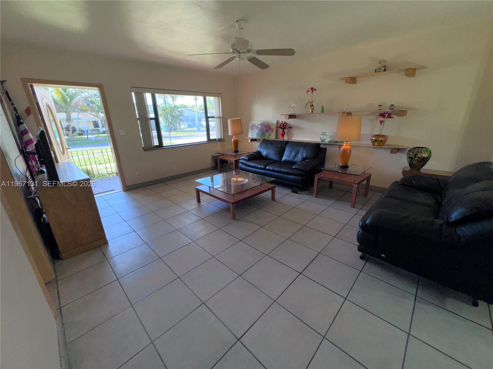 HOLLYWOOD CENTER AMEN PLA - Residential Income