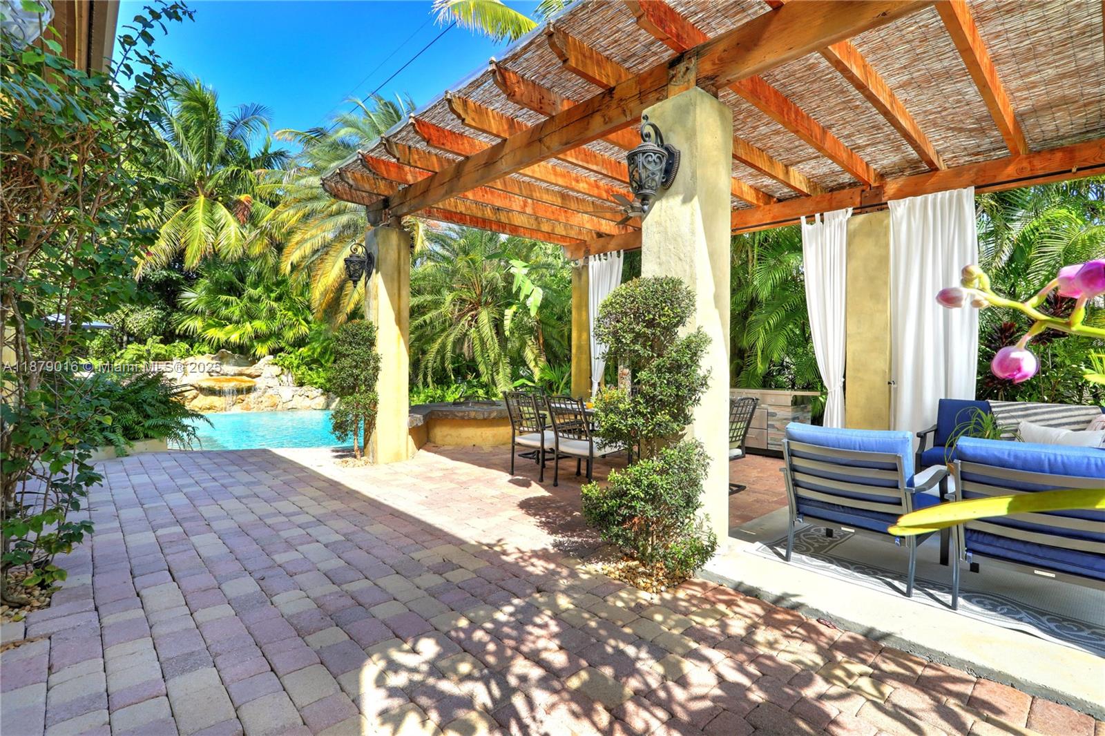 THE LANDINGS SEC 1 - Residential Lease