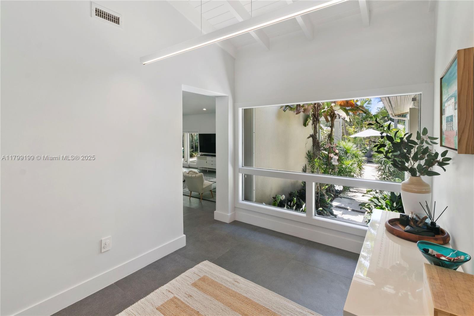 COWAN COVIN ACRES - Residential