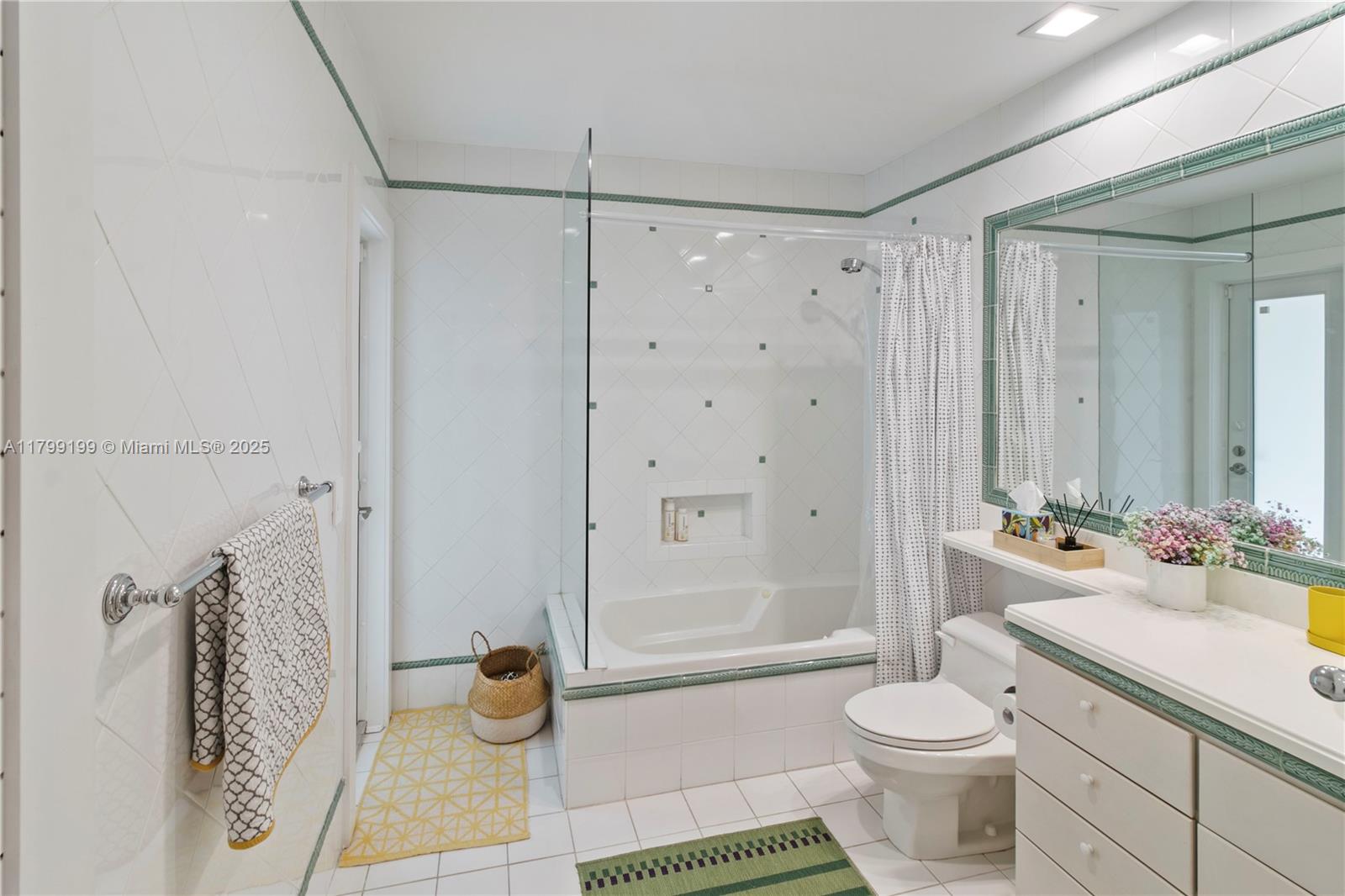 COWAN COVIN ACRES - Residential