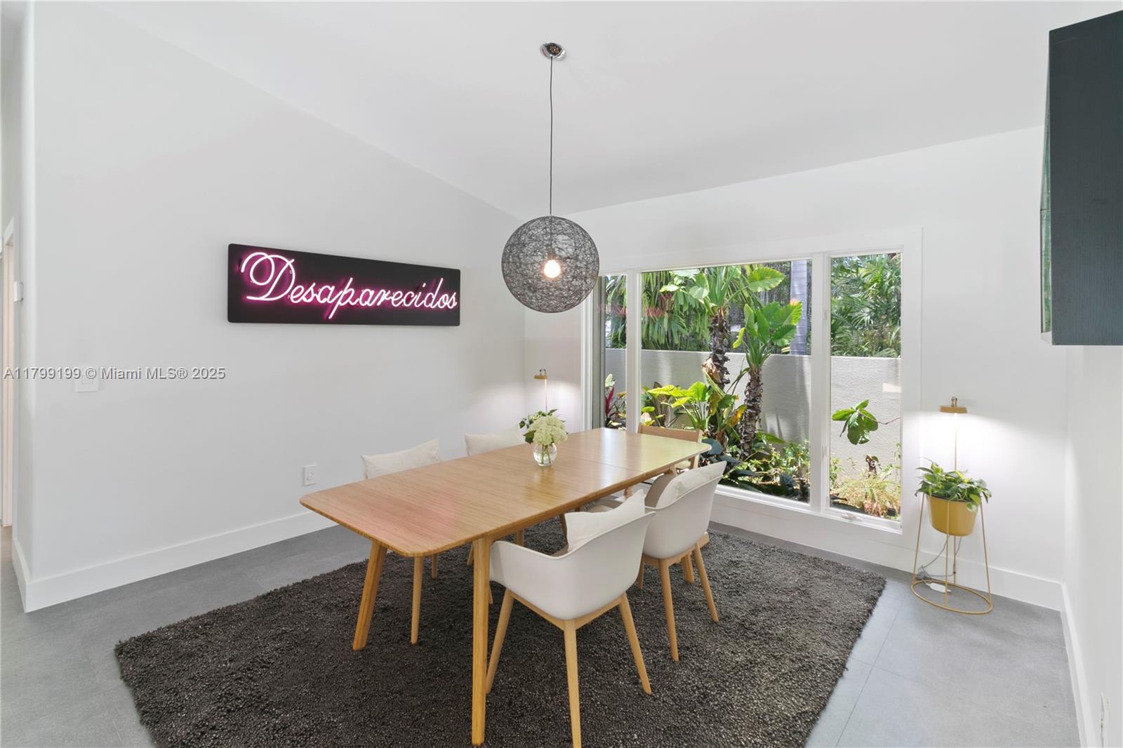 COWAN COVIN ACRES - Residential