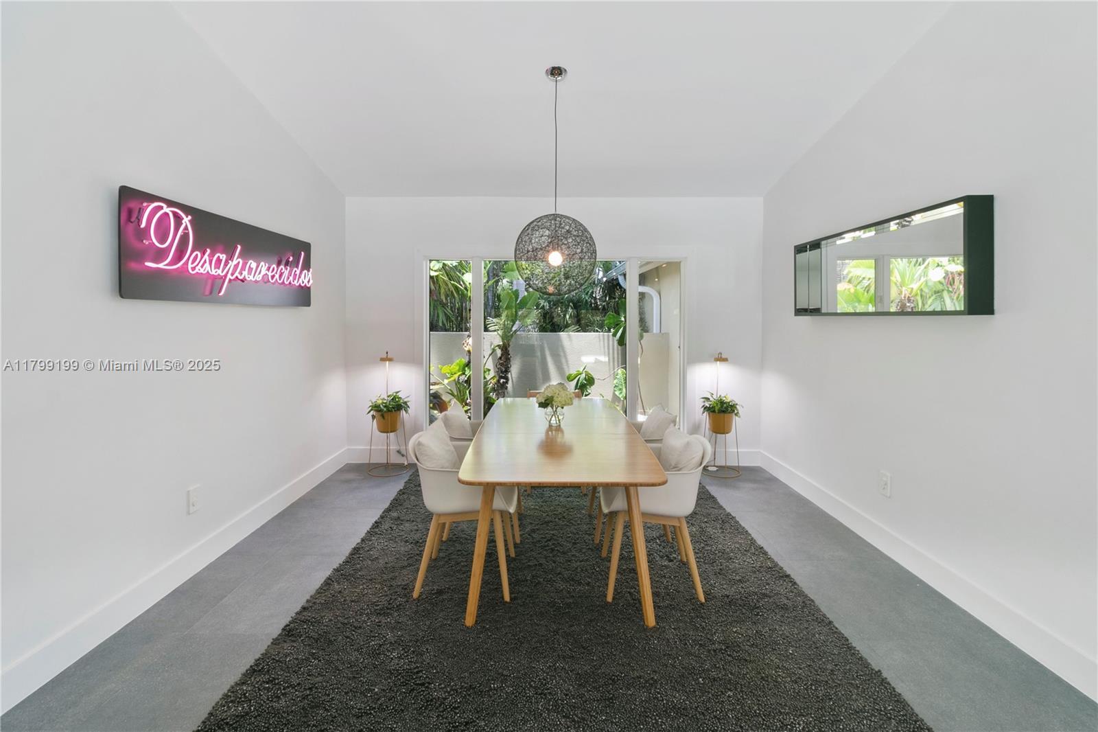 COWAN COVIN ACRES - Residential