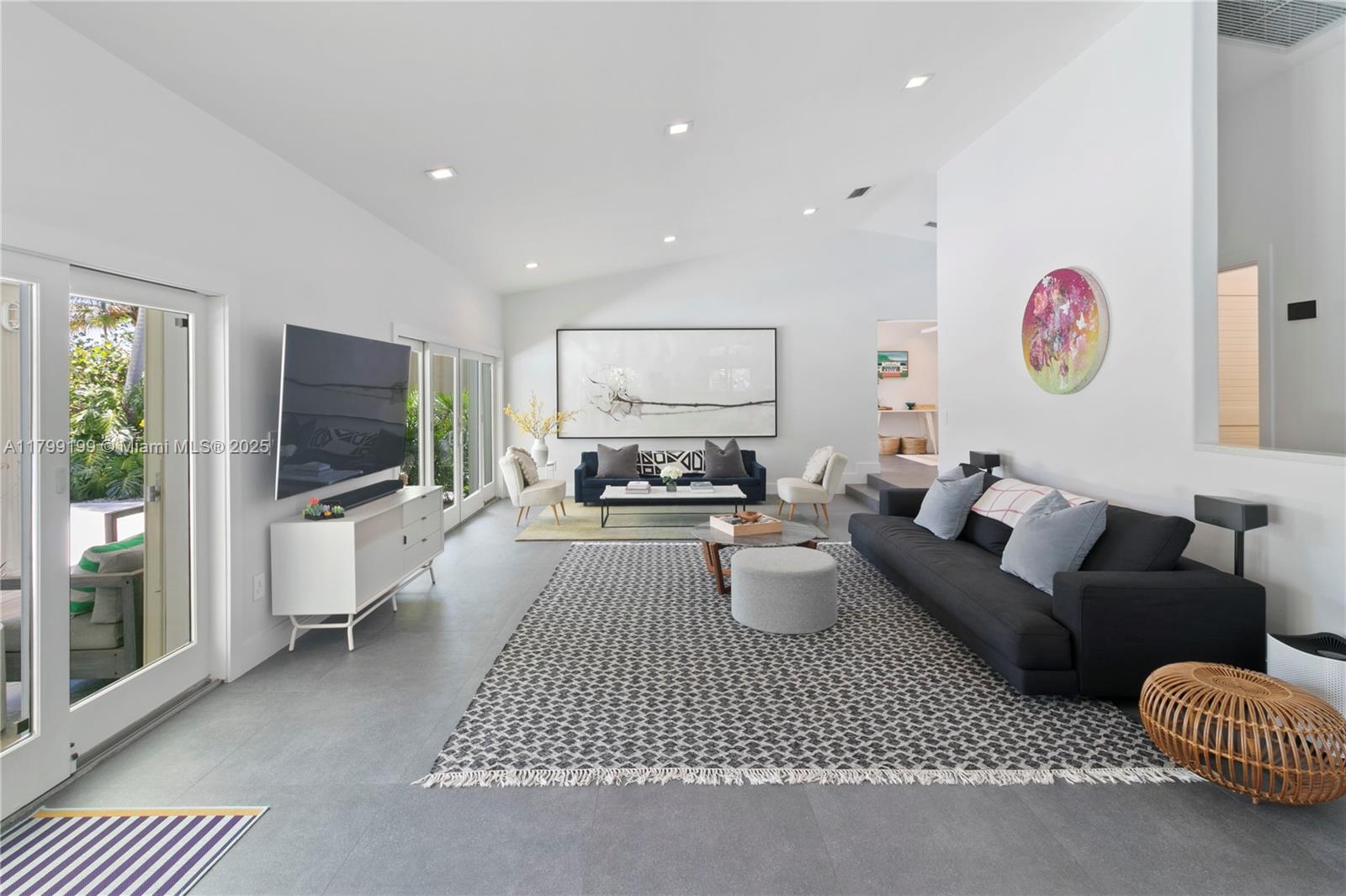 COWAN COVIN ACRES - Residential