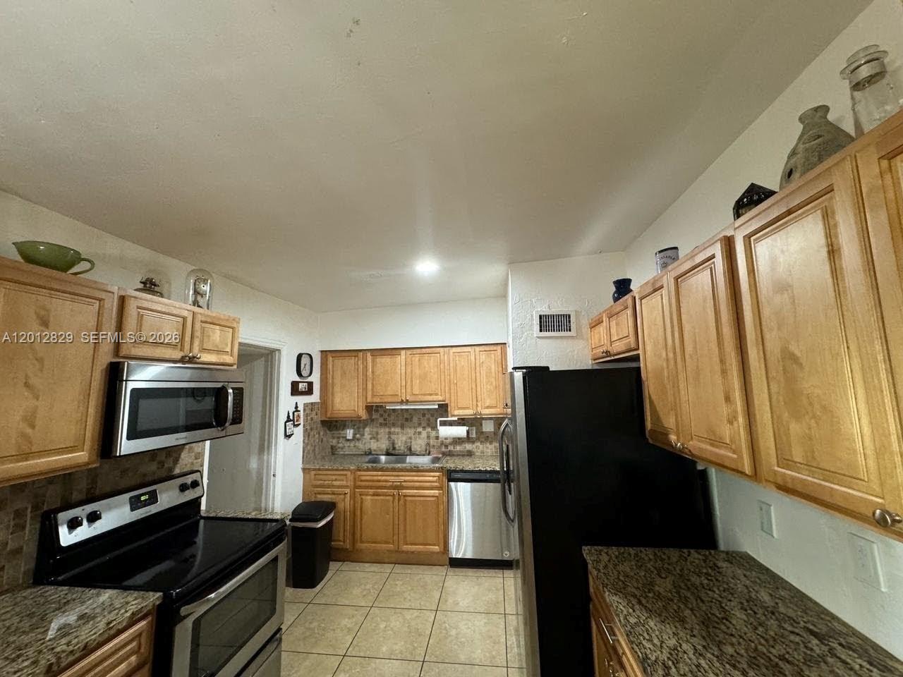 POINCIANNA MANOR SEC 2 - Residential Lease