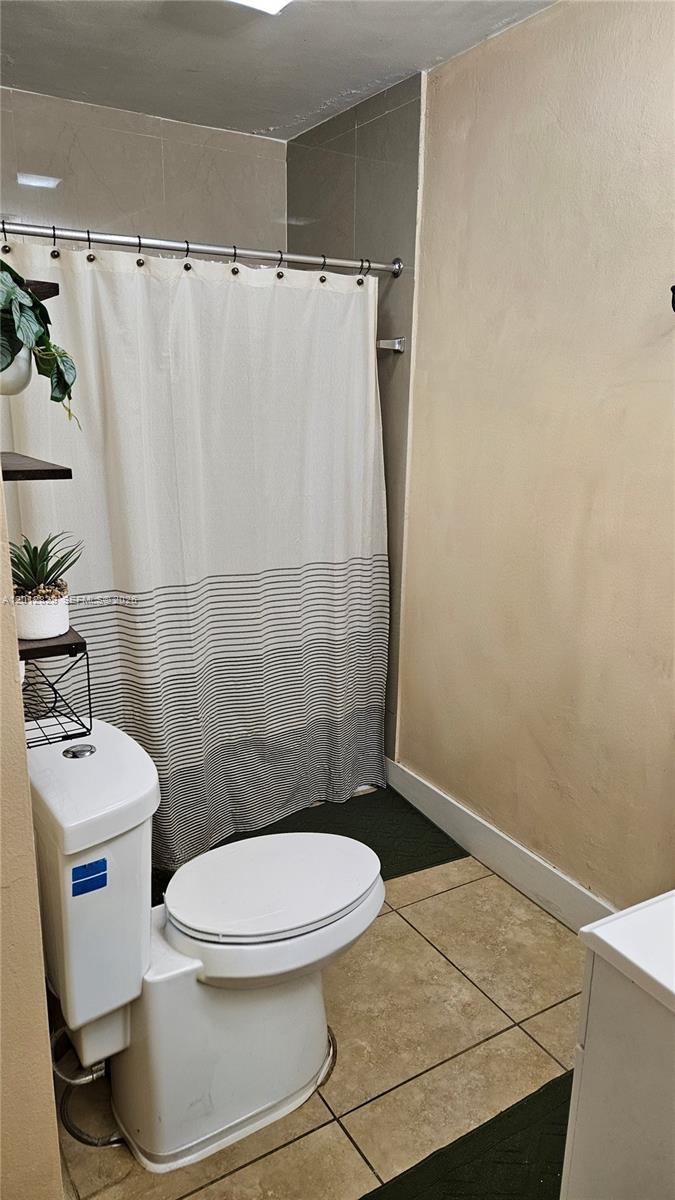 POINCIANNA MANOR SEC 2 - Residential Lease