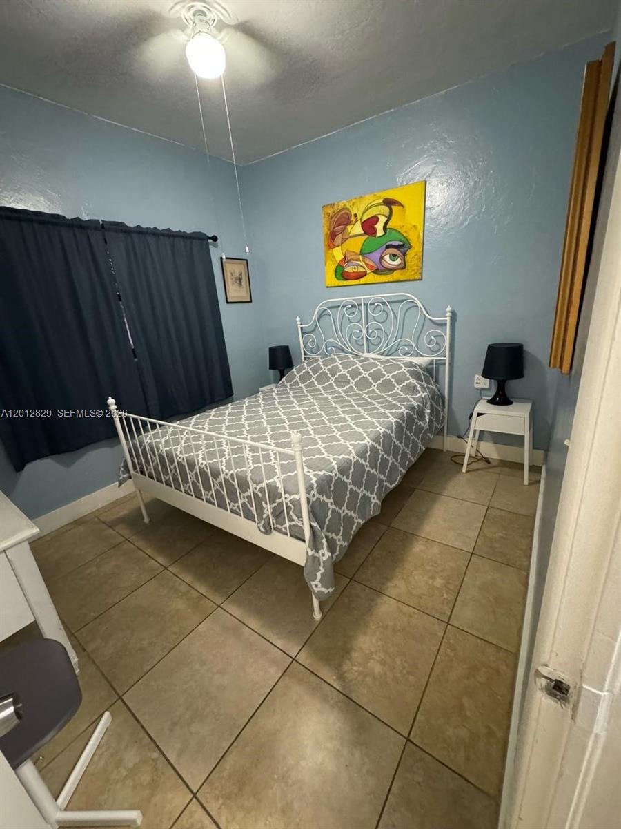 POINCIANNA MANOR SEC 2 - Residential Lease
