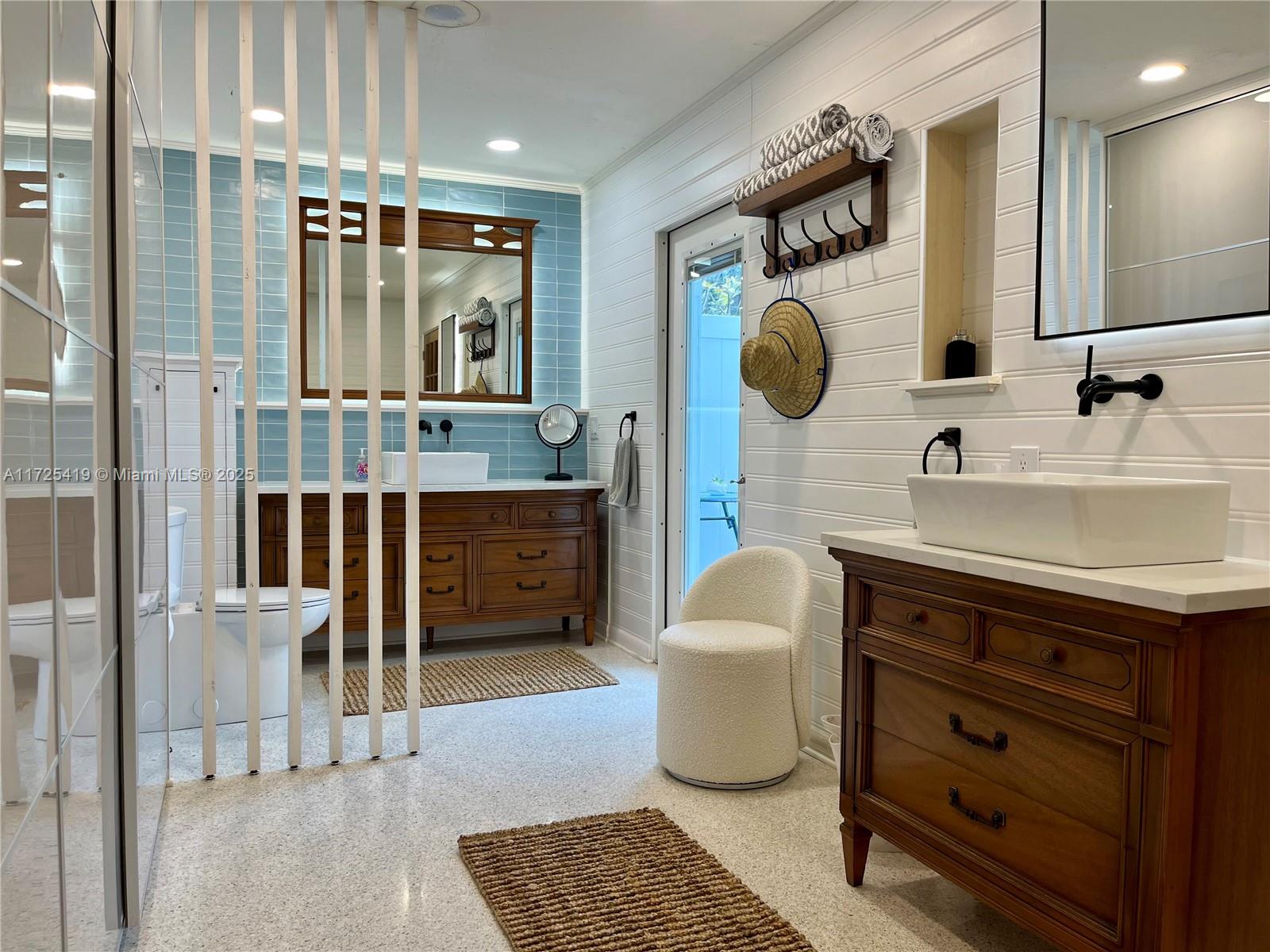 Harbor Village - Residential