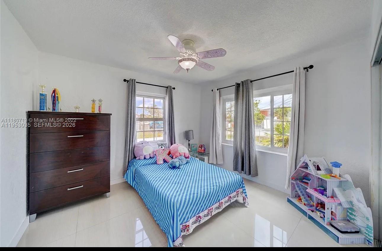 SUN-TAN VILLAGE SEC 2 - Residential