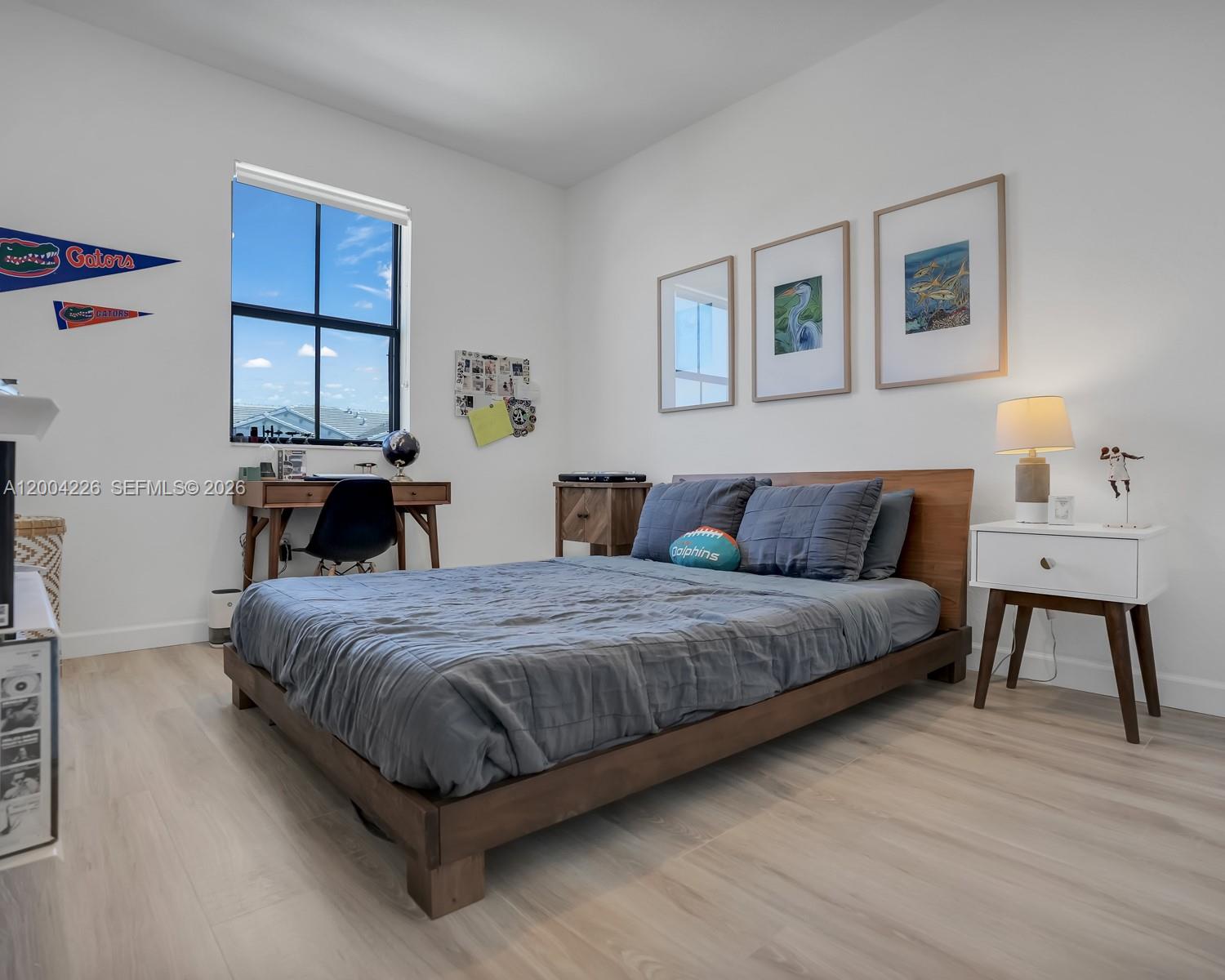 PINE ISLE - Residential