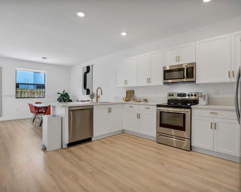 Tiny photo for Homestead, FL 33033 (MLS # A12004226)