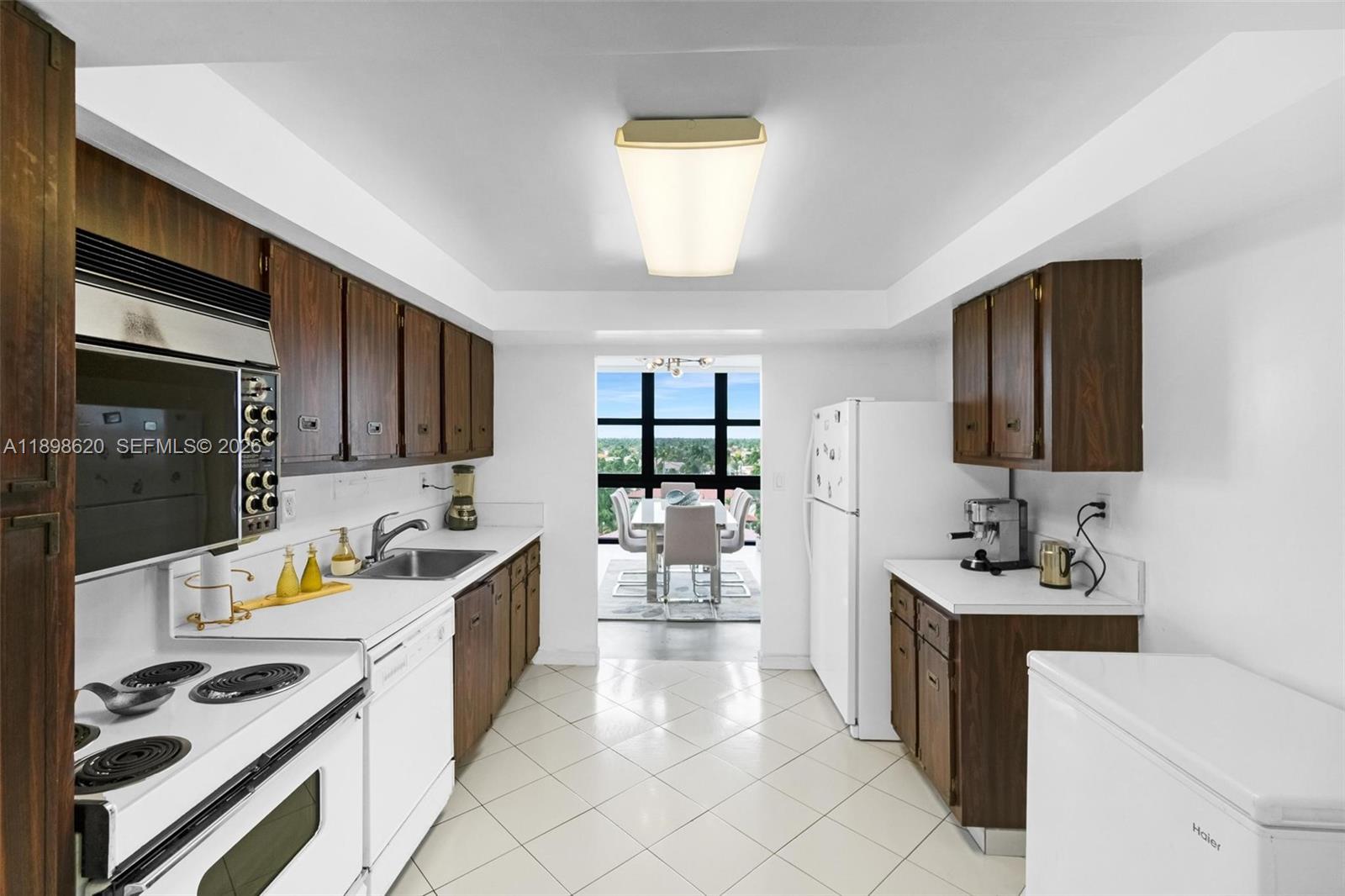 OCEANVIEW PARK CONDO - Residential