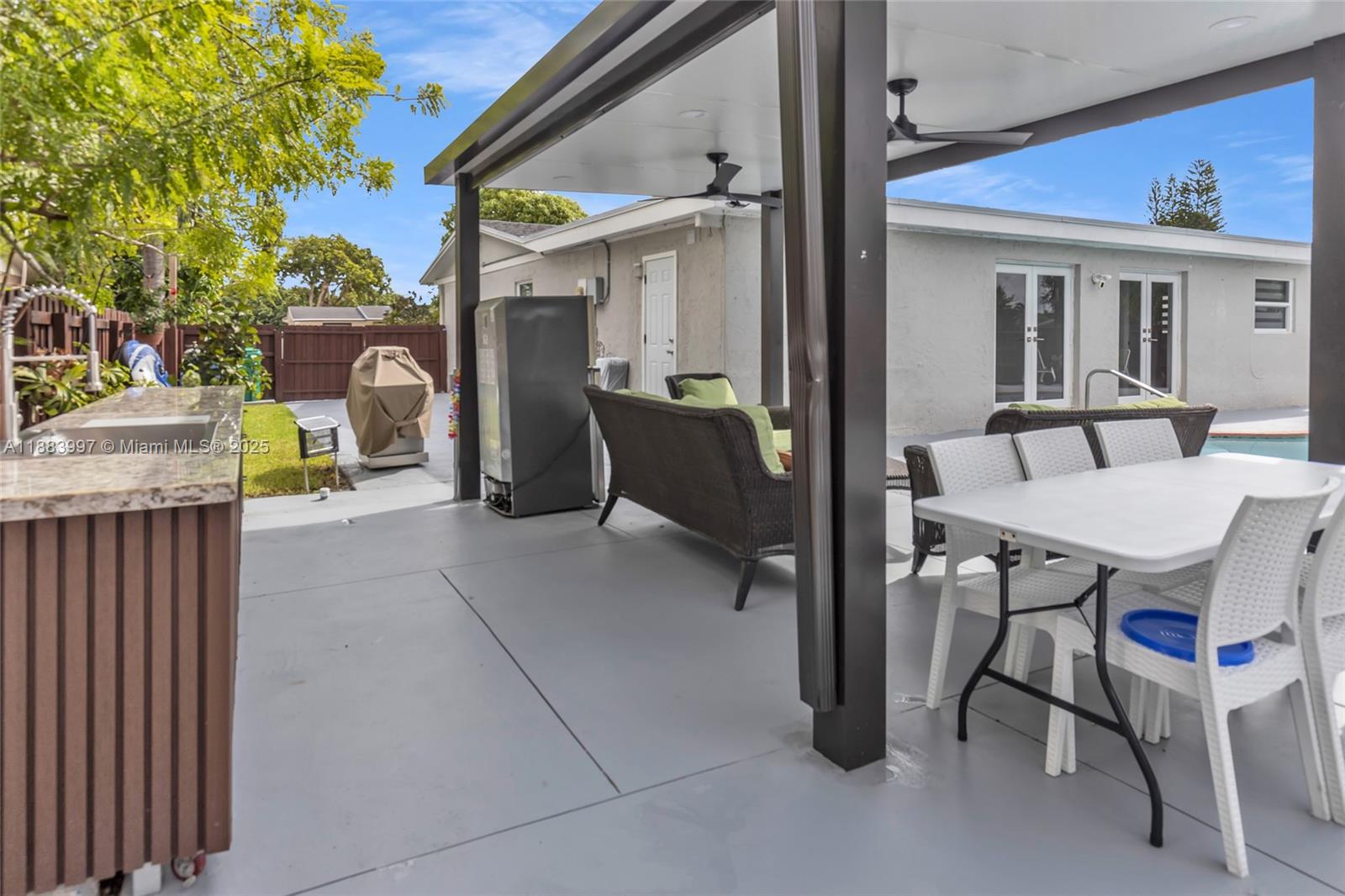 SCHOOL HOUSE SUB - Residential Lease