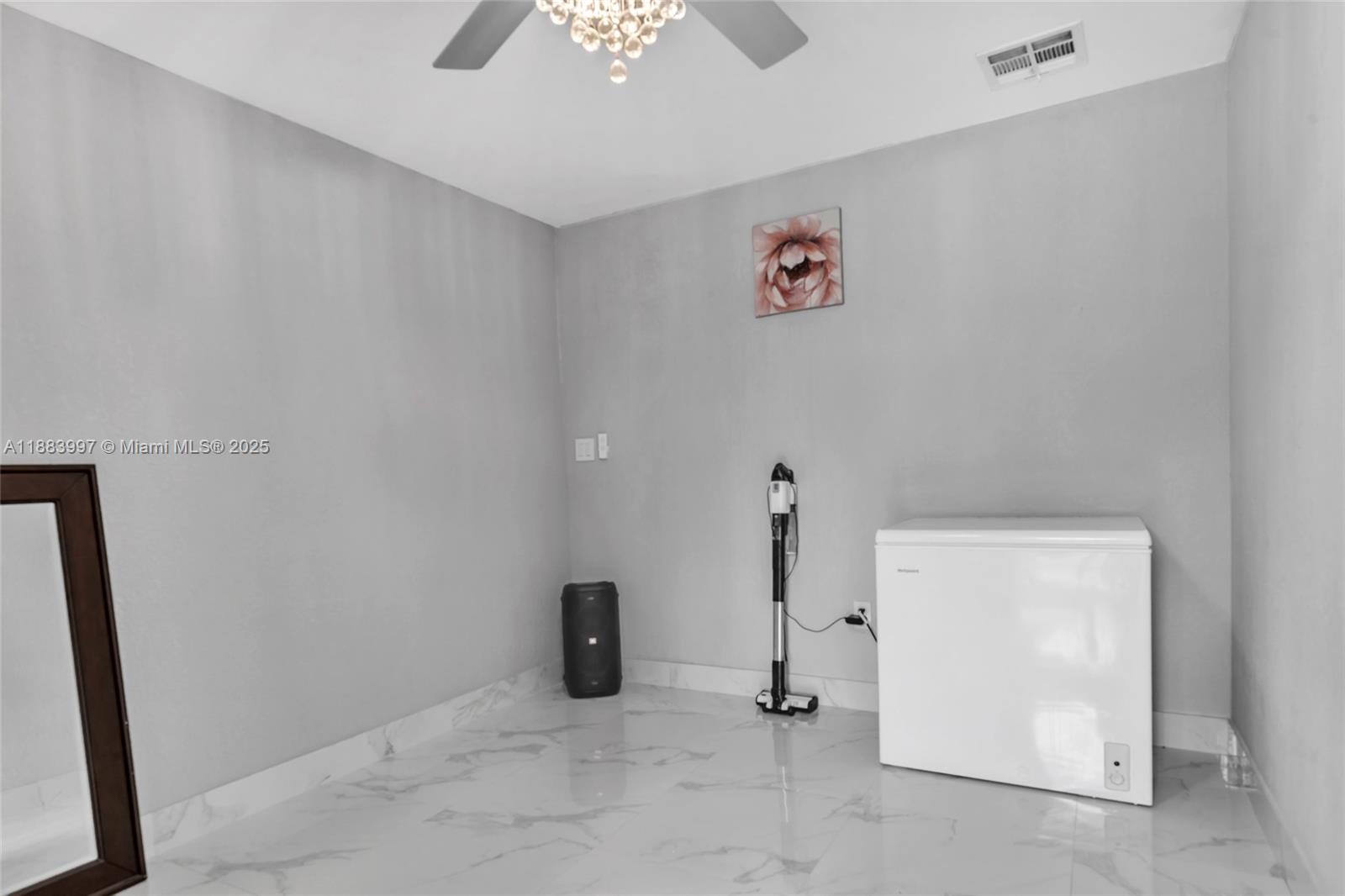 SCHOOL HOUSE SUB - Residential Lease