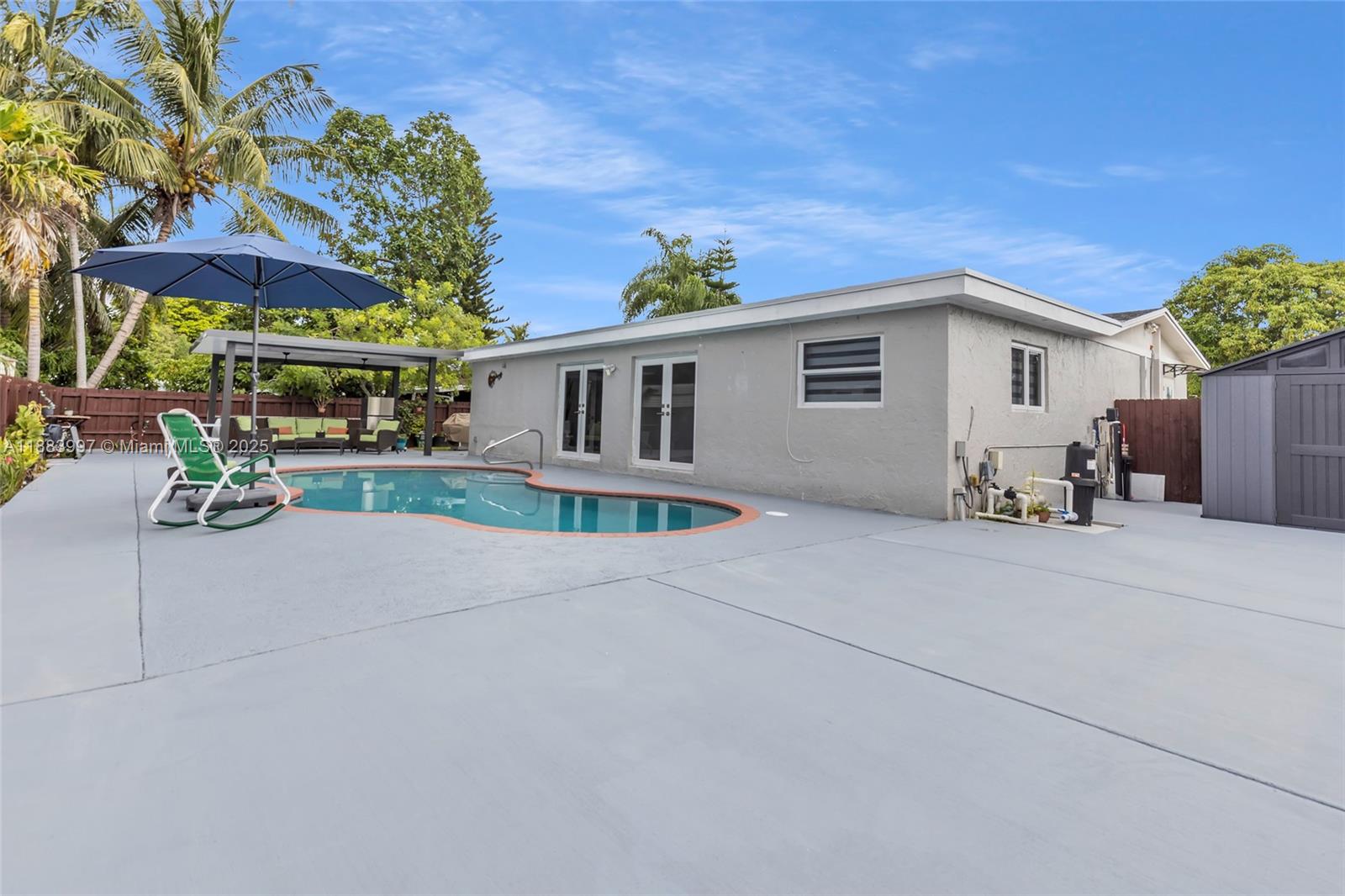 SCHOOL HOUSE SUB - Residential Lease