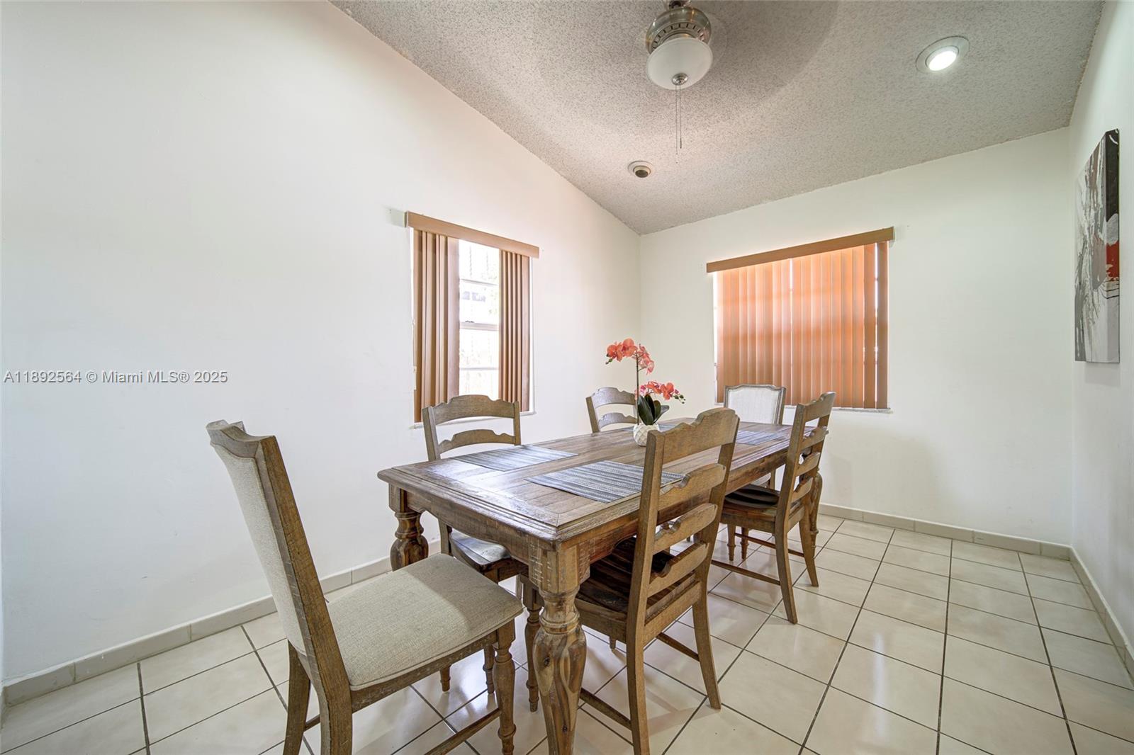CORAL NOOK - Residential Lease