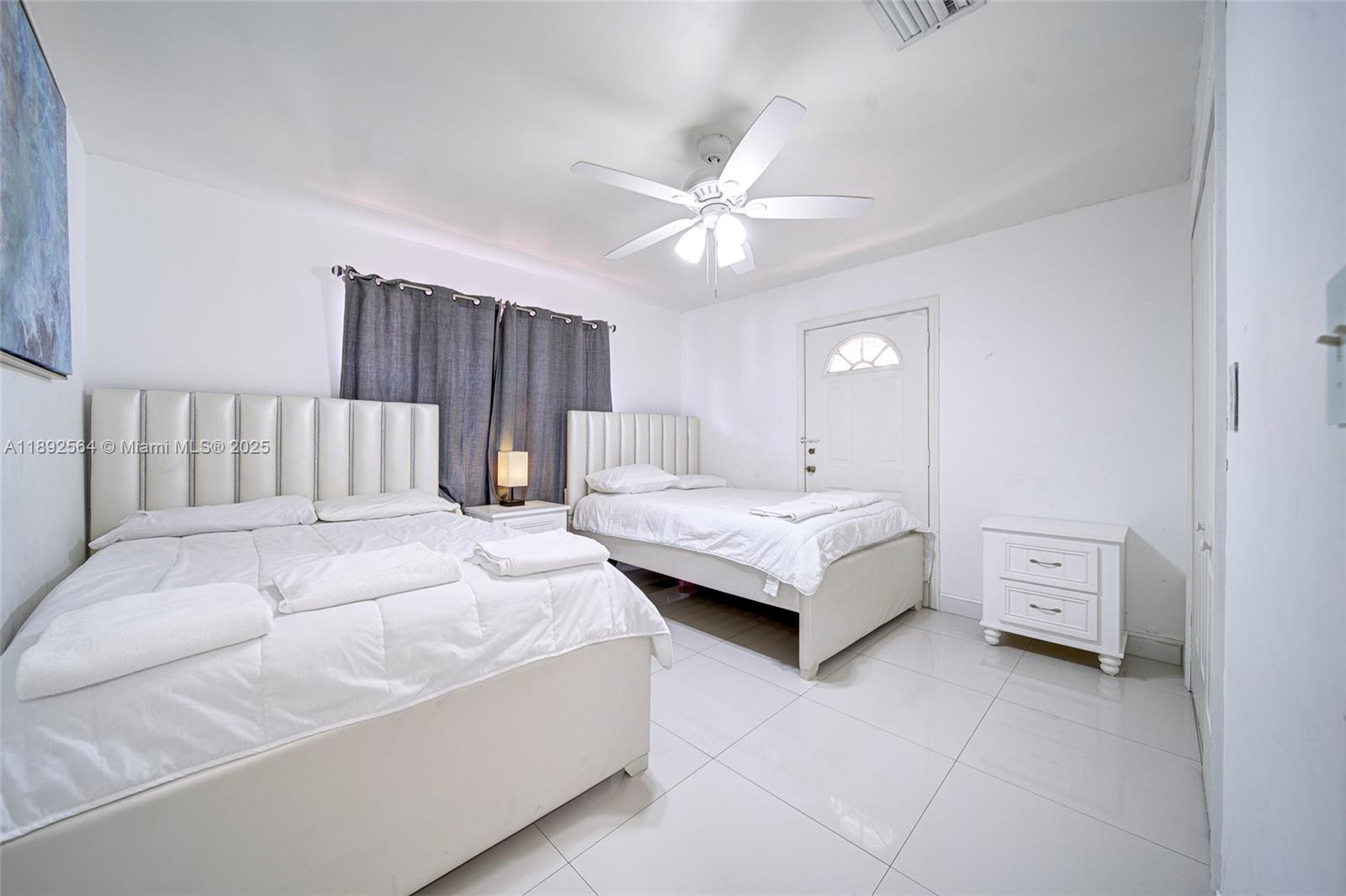 CORAL NOOK - Residential Lease