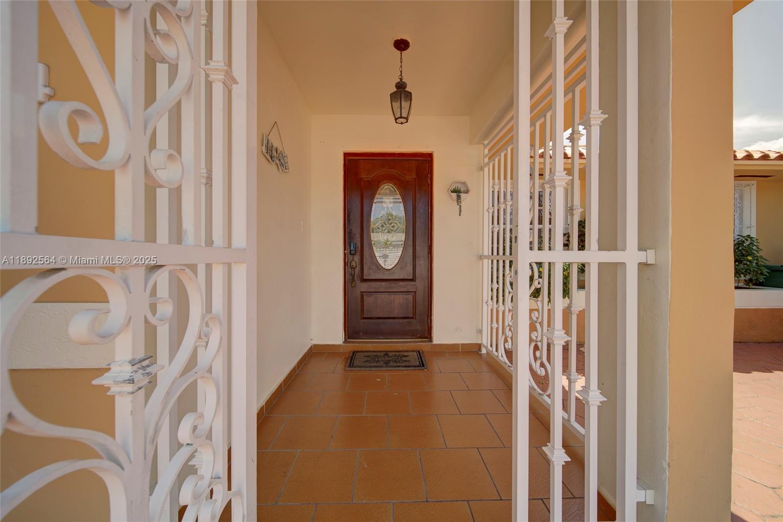 CORAL NOOK - Residential Lease