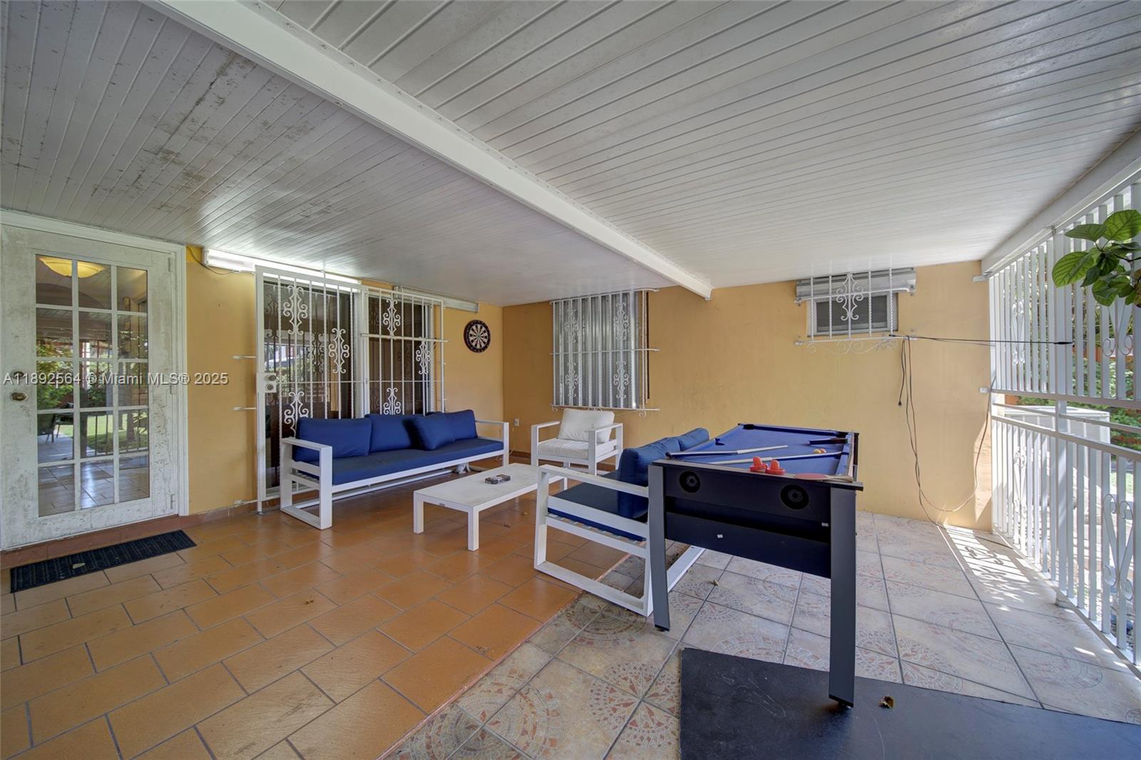 CORAL NOOK - Residential Lease