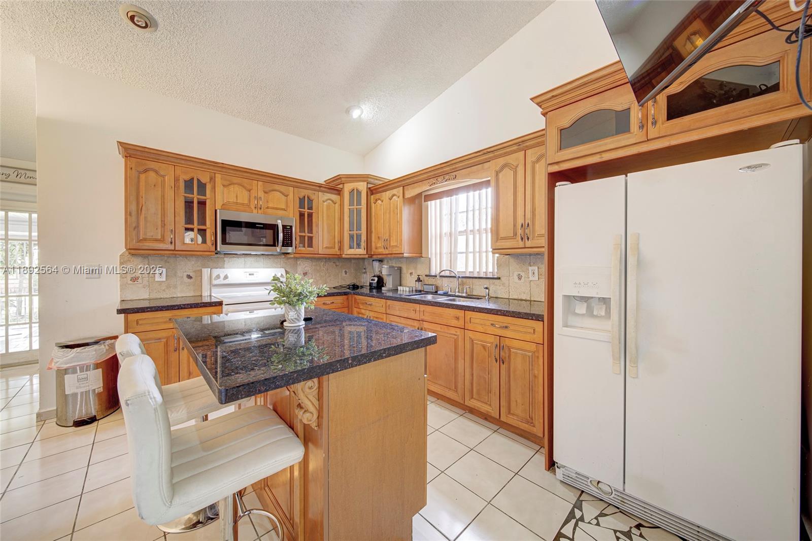 CORAL NOOK - Residential Lease