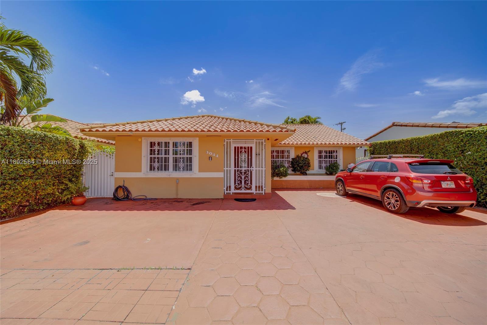 CORAL NOOK - Residential Lease