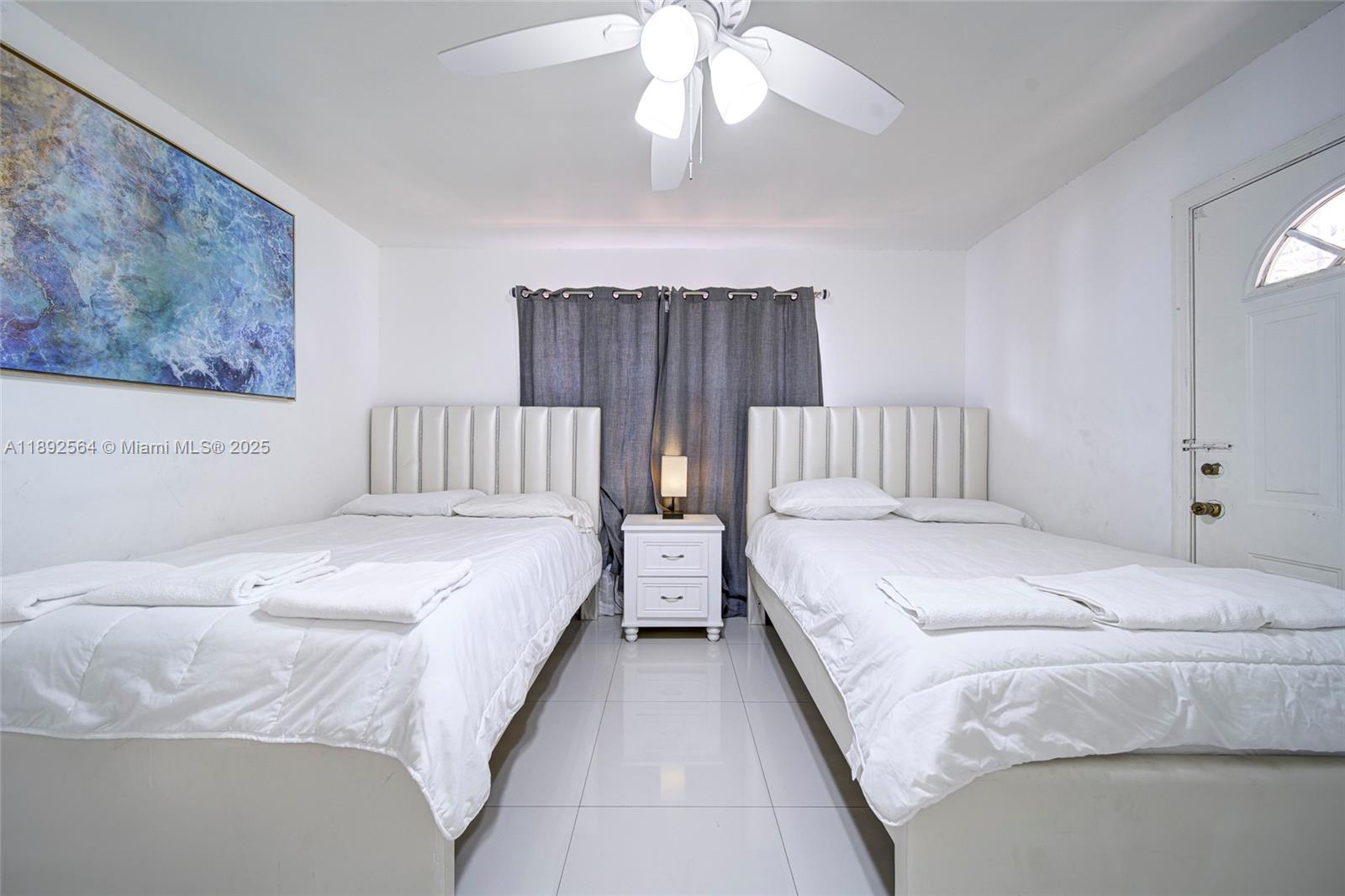 CORAL NOOK - Residential Lease