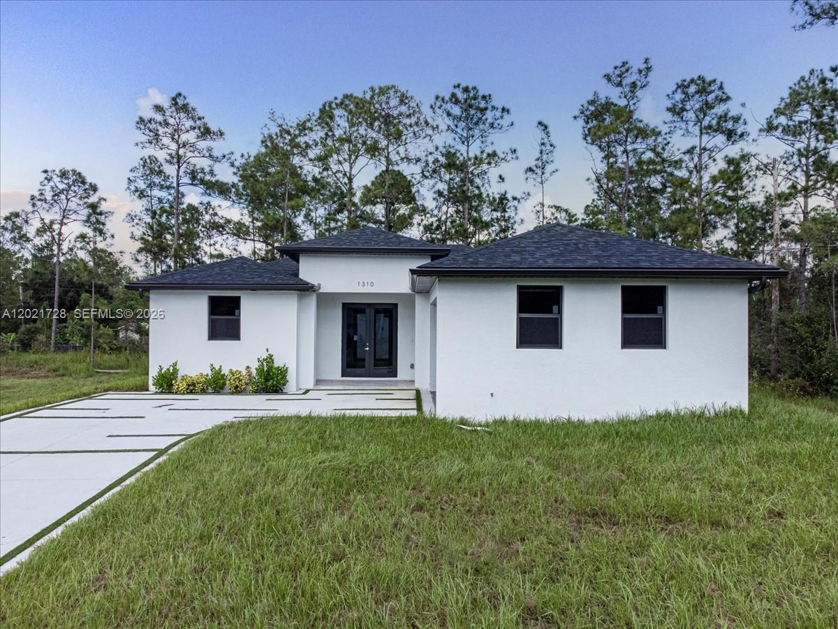 LEHIGH ACRES - Residential