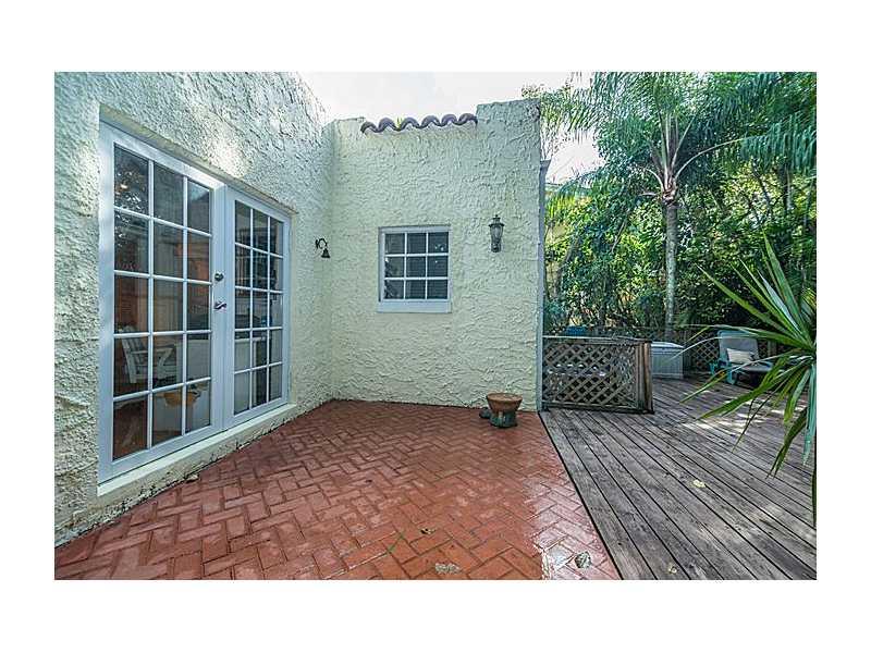 CORAL GABLES GRANADA SEC - Residential