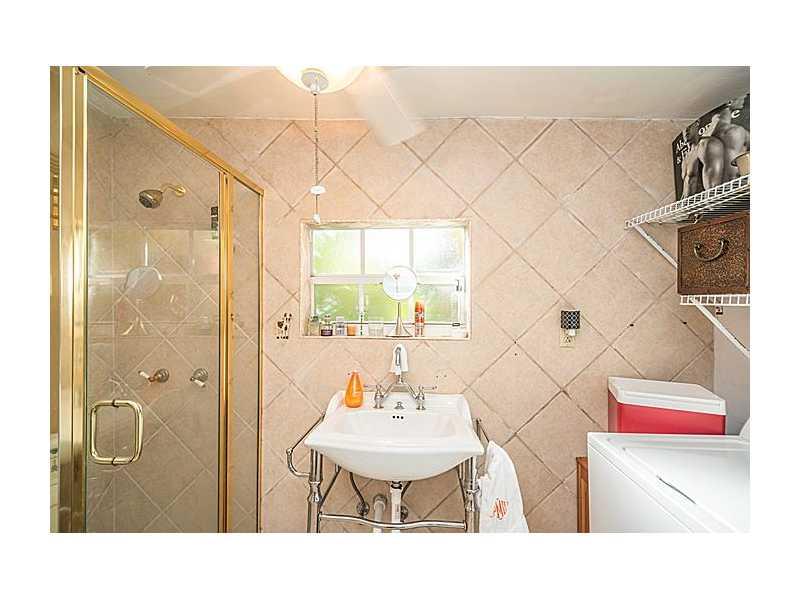 CORAL GABLES GRANADA SEC - Residential
