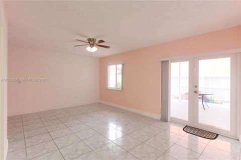 Tiny photo for 601 SW 116th Ct, Sweetwater, FL 33174 (MLS # A12026297)