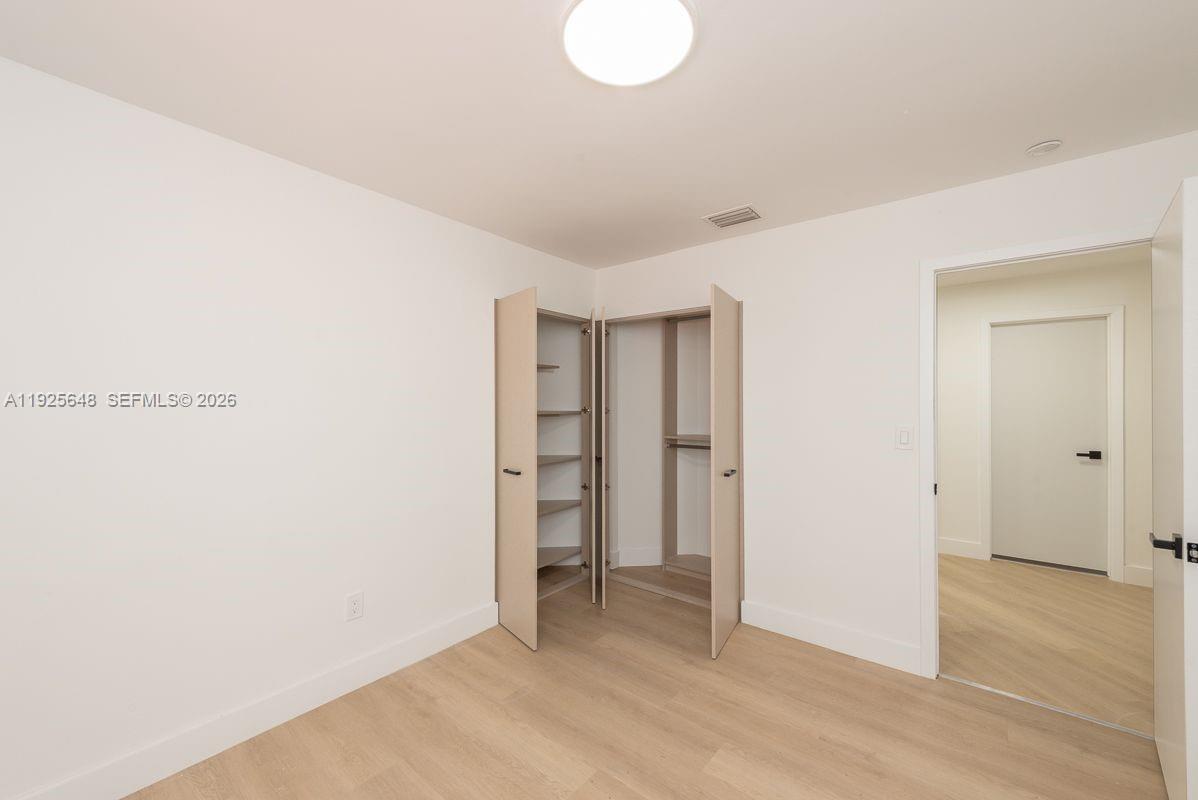 CHARLESTOWNE - Residential