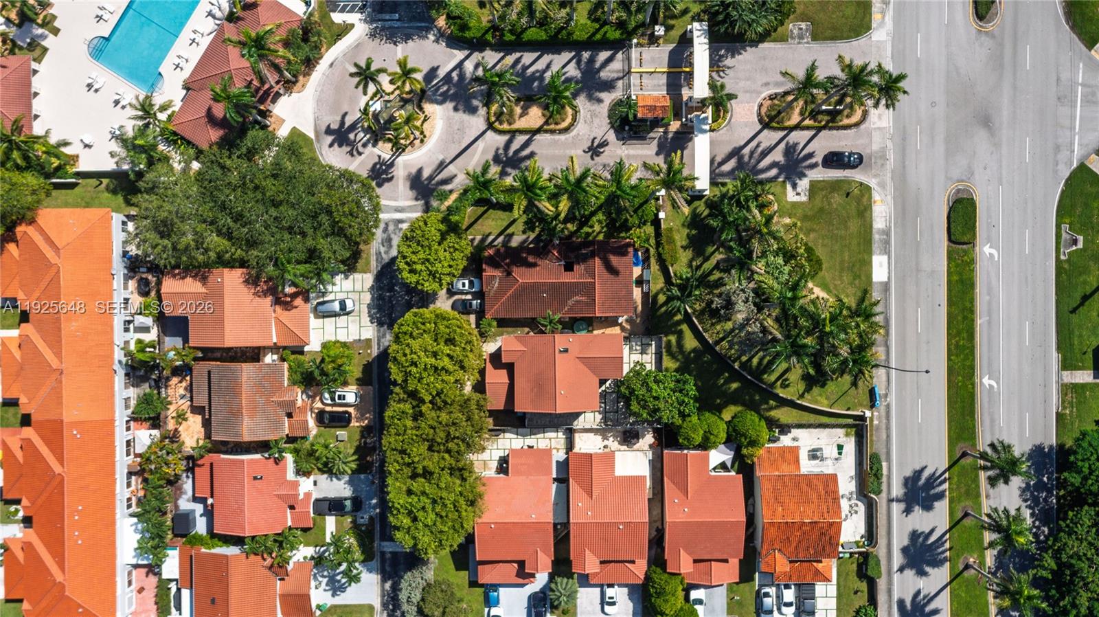 CHARLESTOWNE - Residential