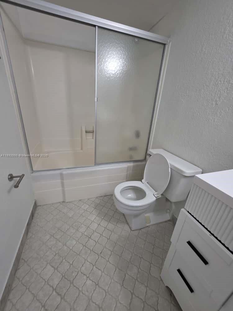 SAILBOAT CAY CONDO - Residential