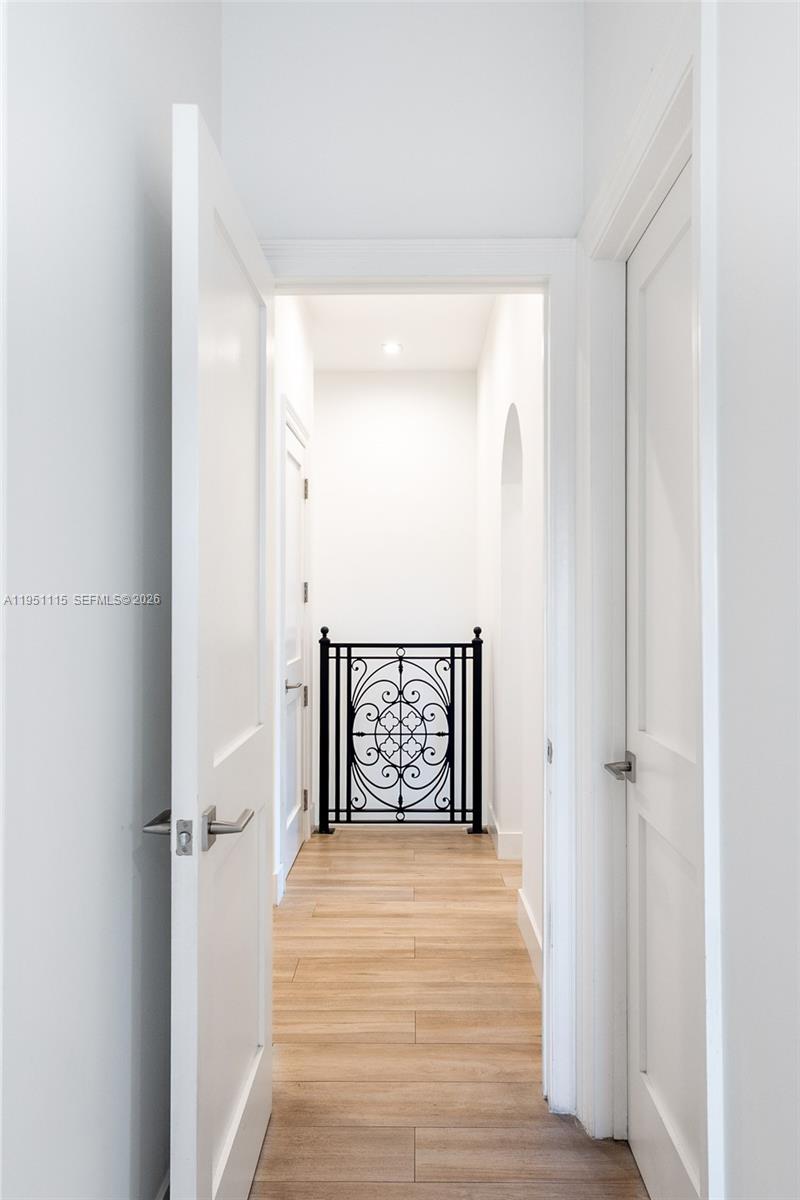 CORAL GABLES CRAFTS SEC - Residential