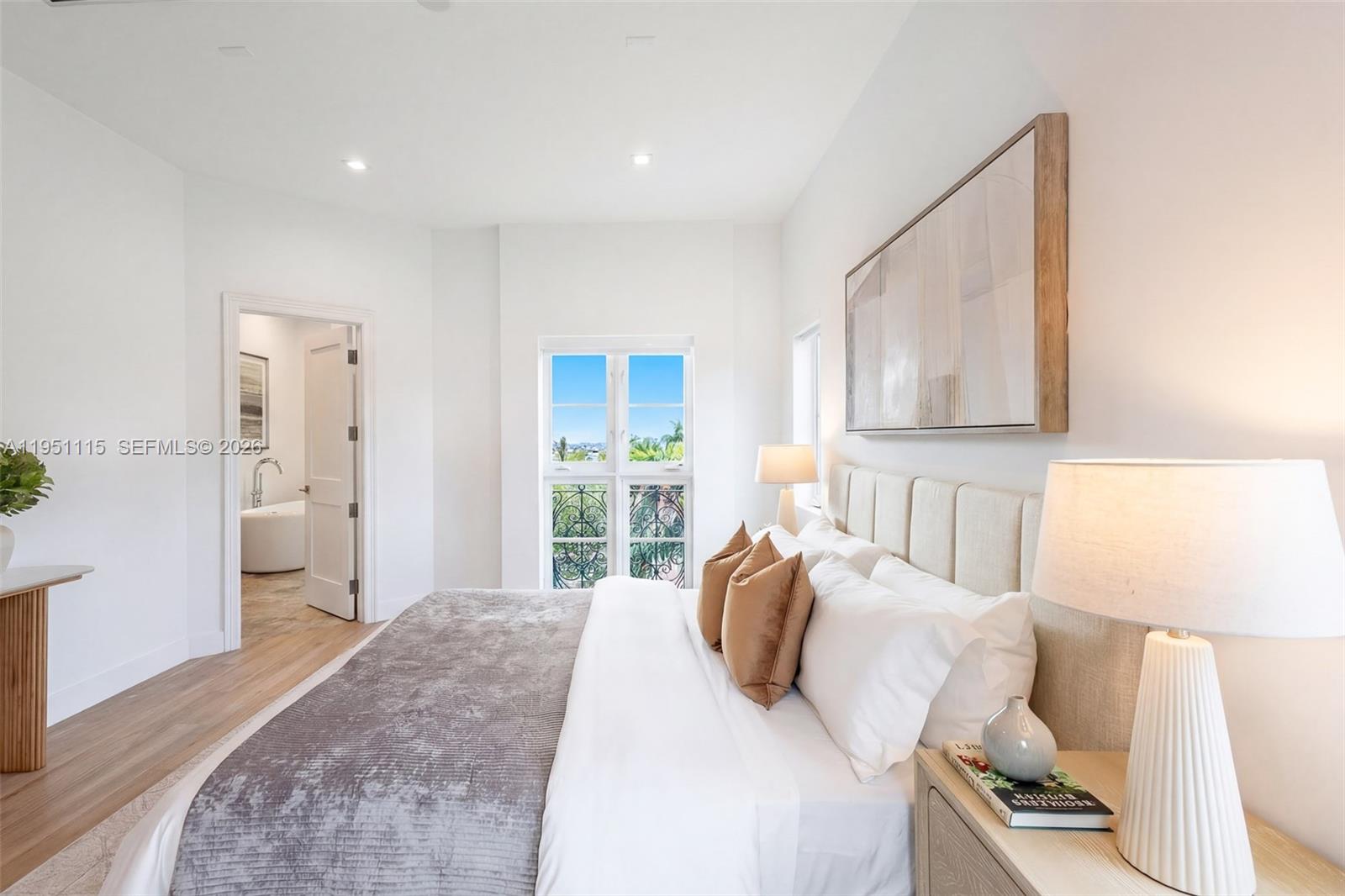 CORAL GABLES CRAFTS SEC - Residential