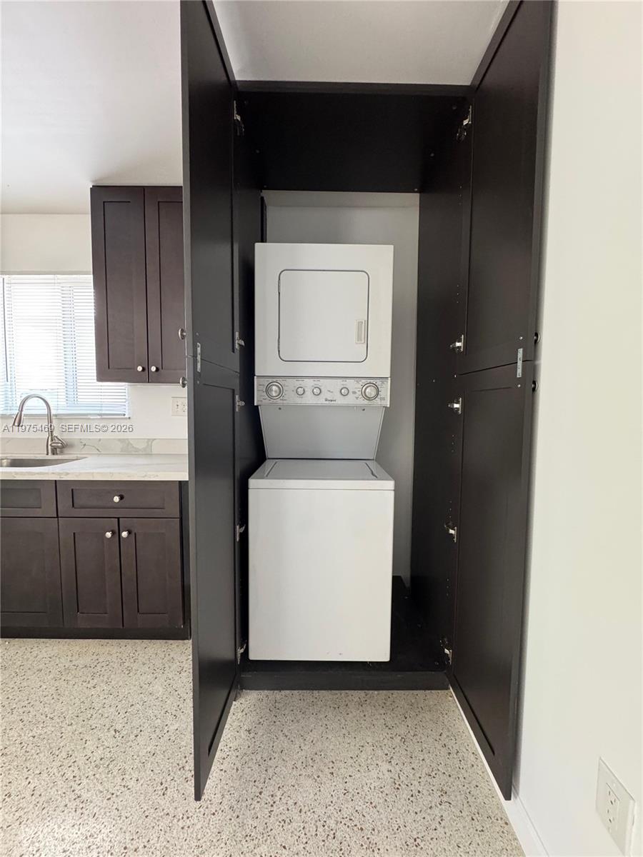 HIALEAH LAWN AMD PL - Residential Lease