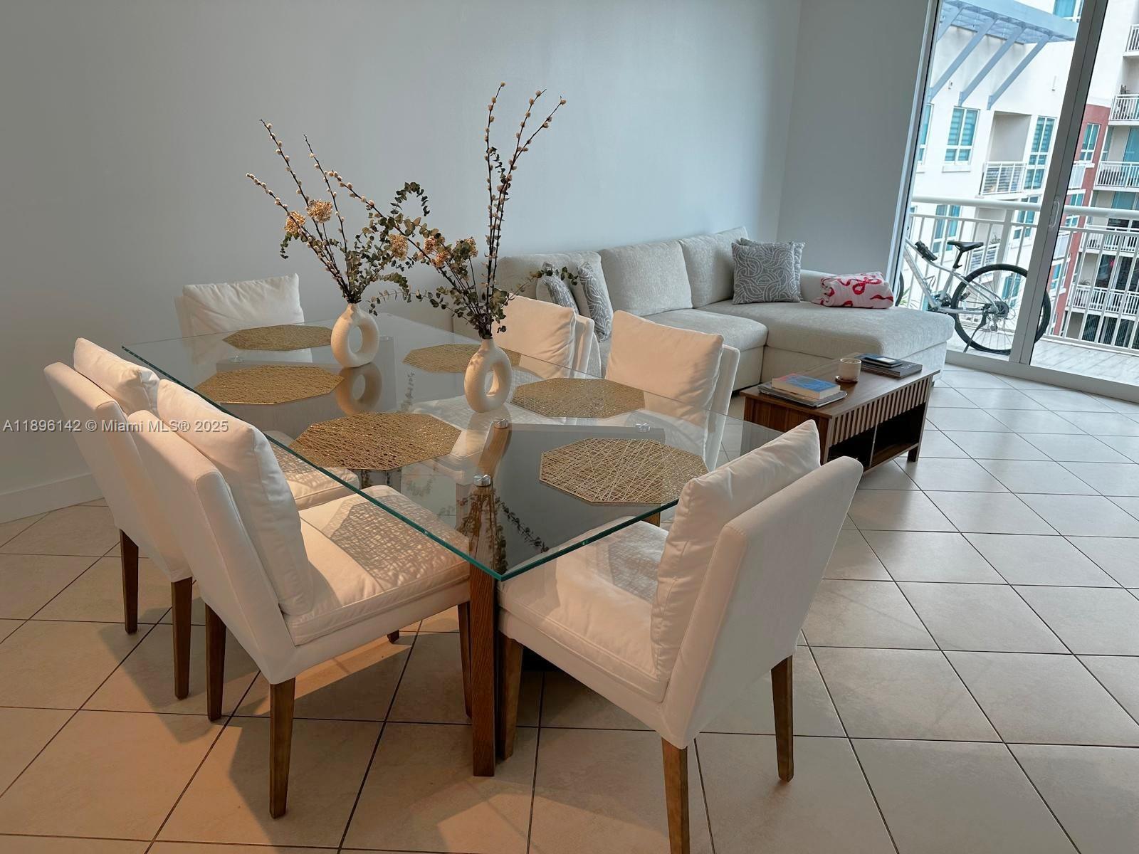 2000 N Bayshore Dr 625