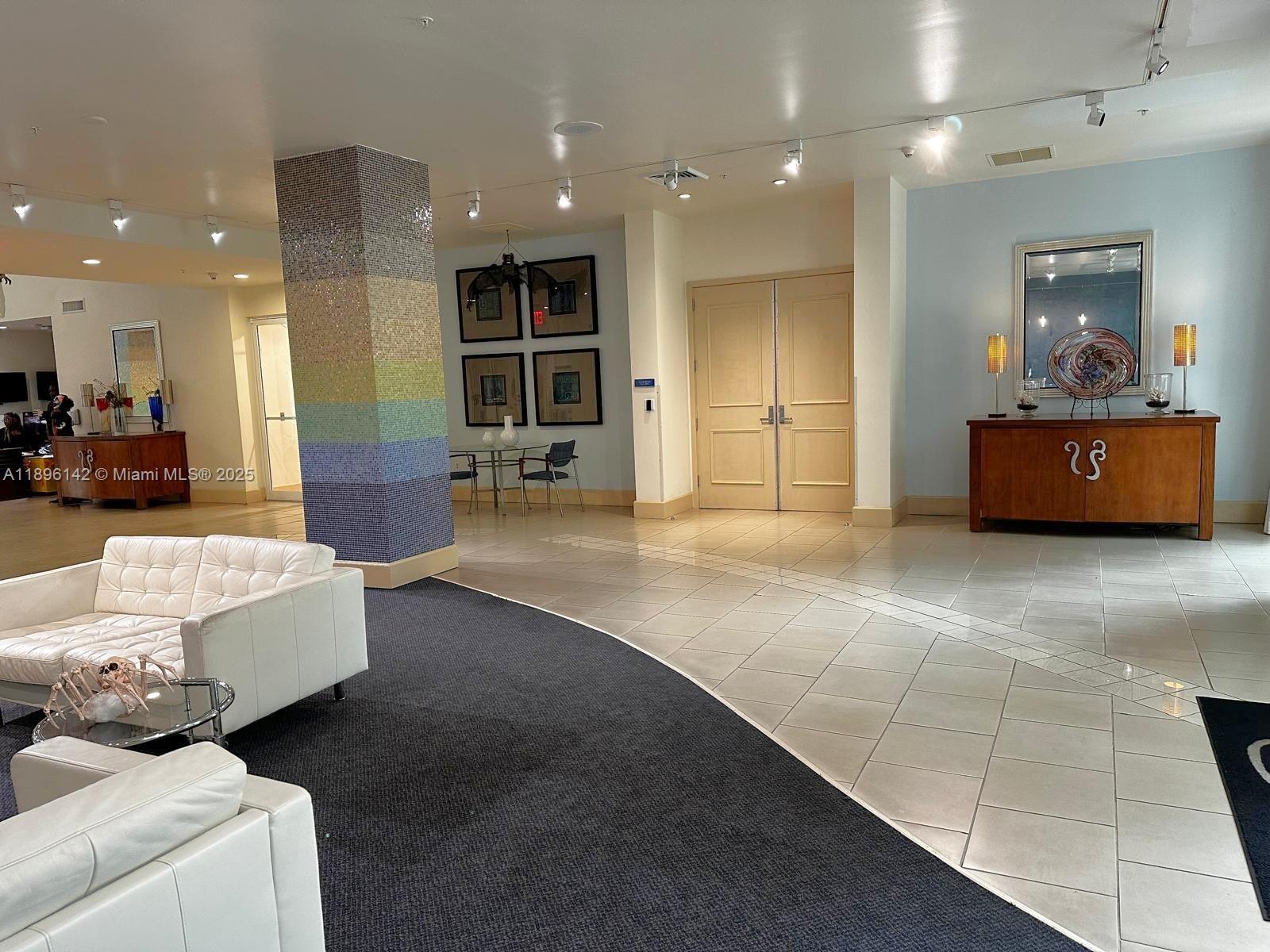 CITE CONDO - Residential