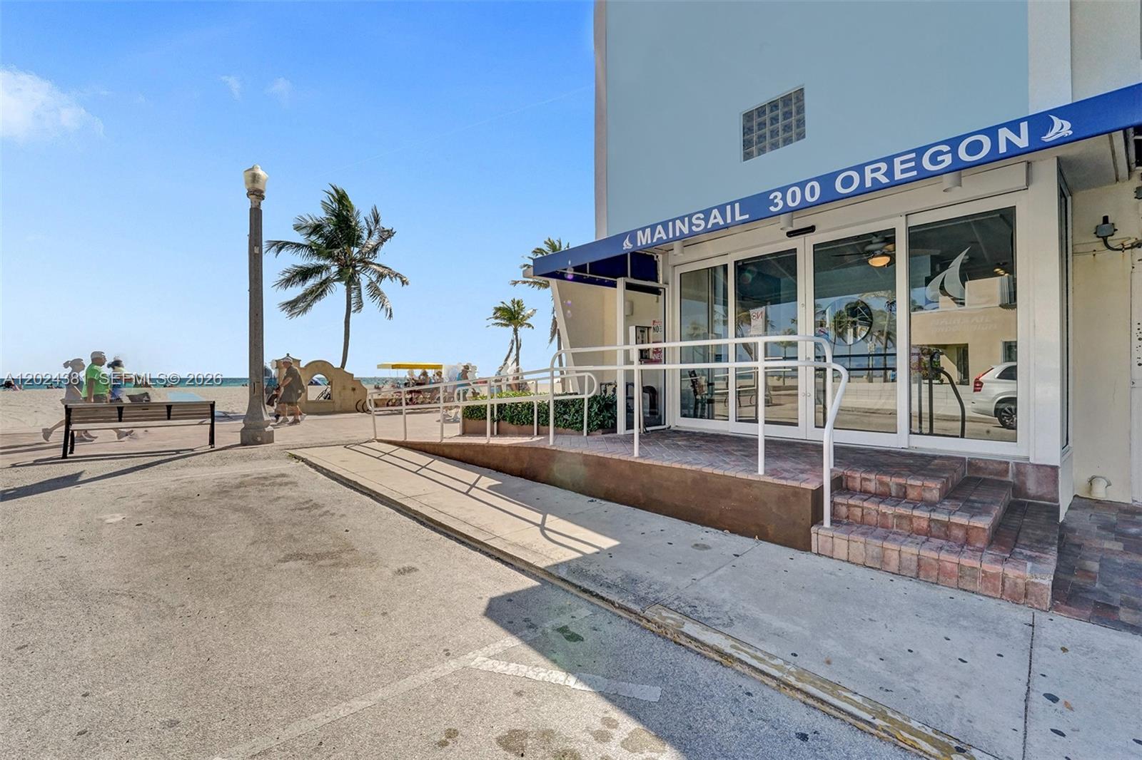 MAINSAIL CONDOMINIUM - Residential