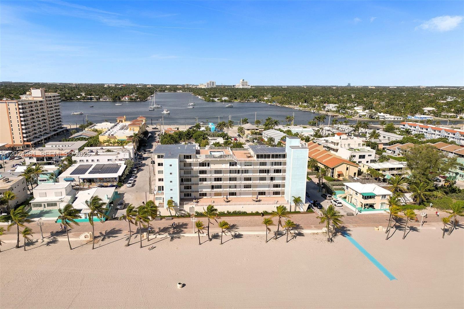 MAINSAIL CONDOMINIUM - Residential
